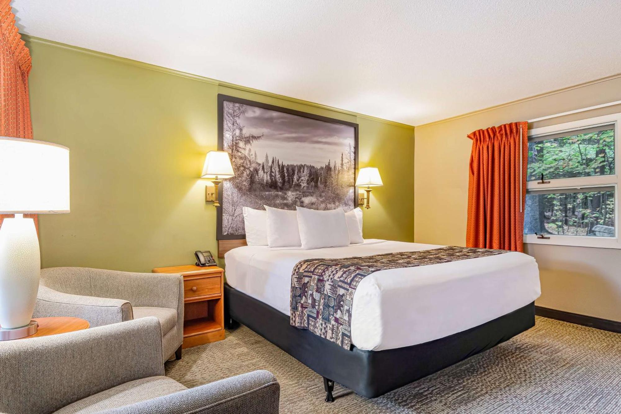 Super 8 By Wyndham Lake George/Downtown Екстер'єр фото